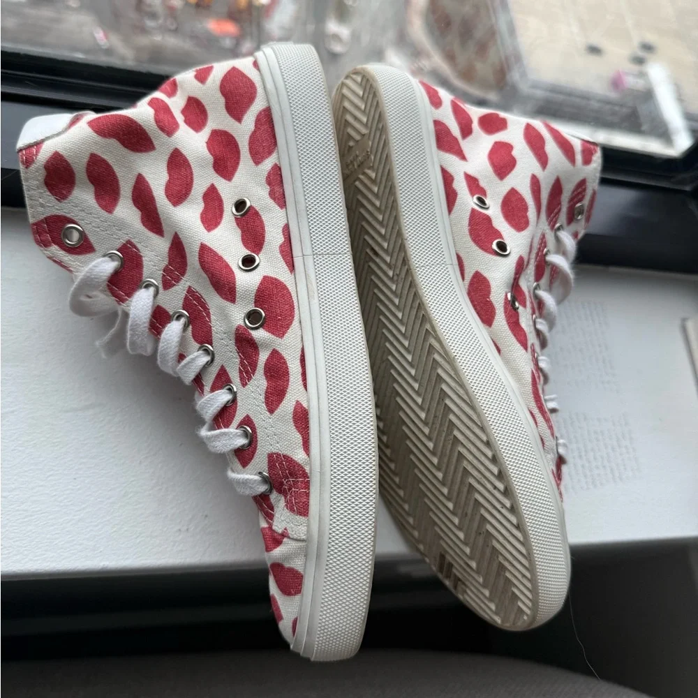 Saint Laurent White Canvas High-Top Sneakers with Red Lip Motif size 38 - Picture 5 of 7